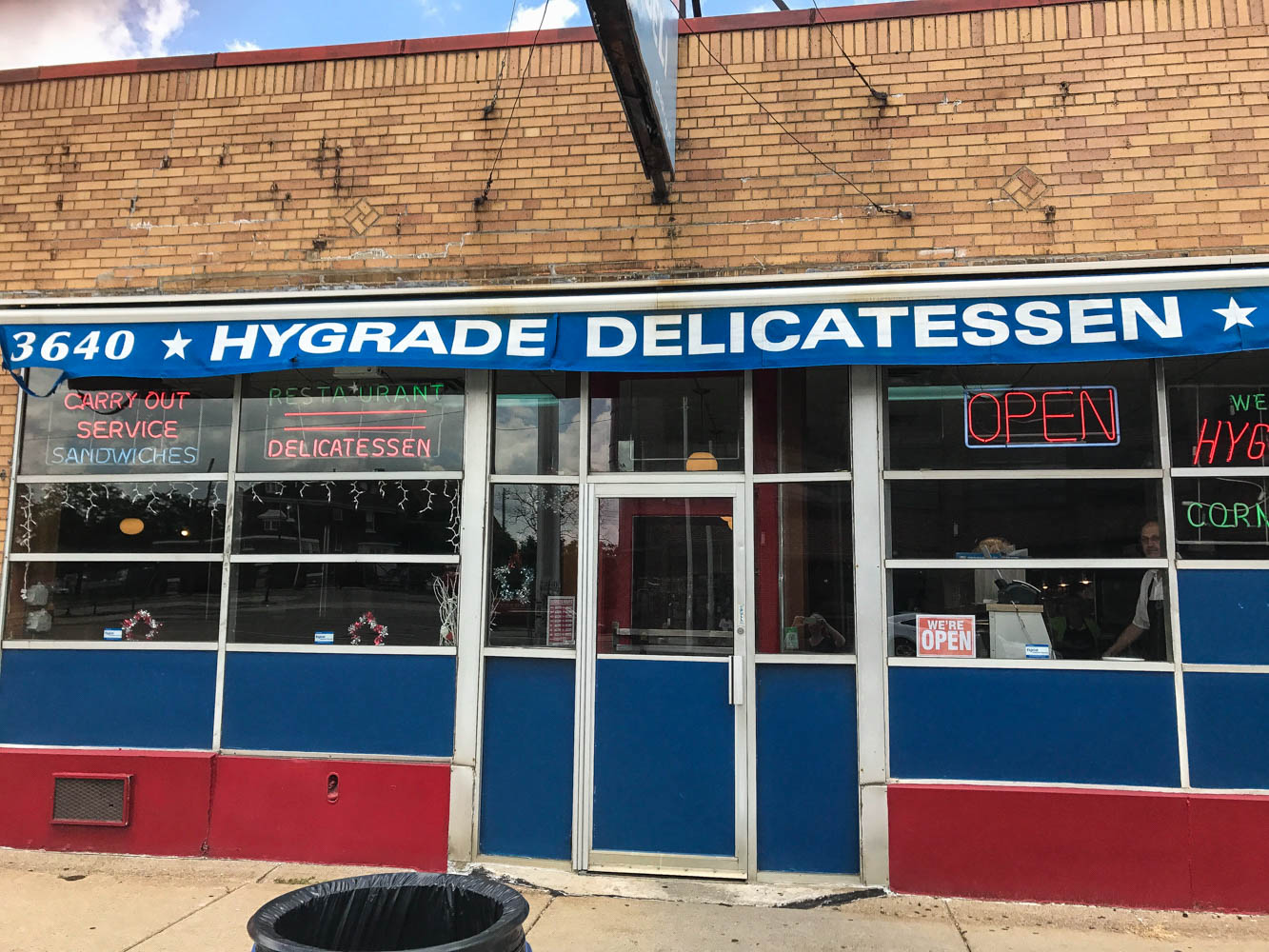Hygrade Deli in Detroit, MI is the spot for their famous Corned Beef Sandwich. Find the full post at www.thebite2night.com